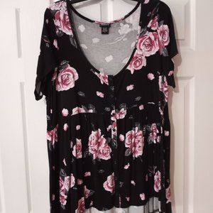 Torrid Sz 2 Super Soft Floral Babydoll Tunic
